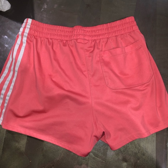 ADDIDAS 3 STRIPE CORAL SHORTS W POCKETS - Picture 3 of 5